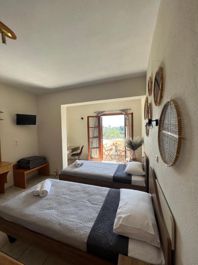Jimmy'S Guest House Skiathos Bagian luar foto